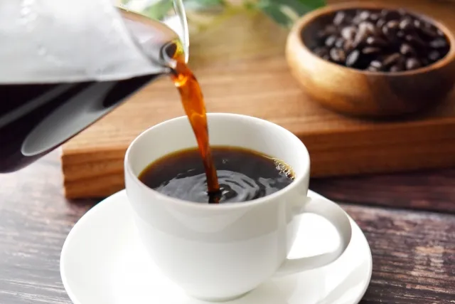 歯が黄ばむ原因(色の濃い飲み物)